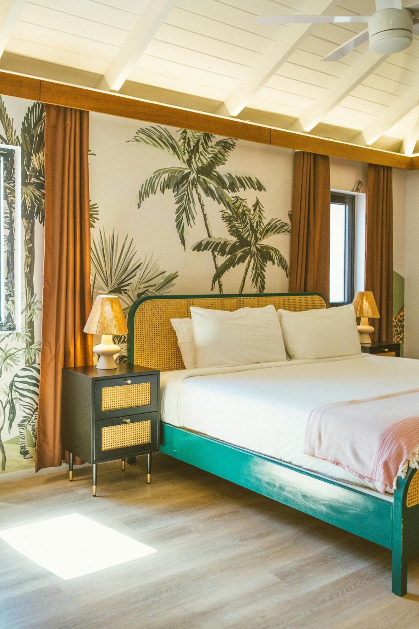The Pink Palm Hotel - Adults Only Charlotte Amalie Exterior foto